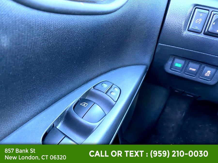 2016 Nissan Sentra 4dr Sdn I4 CVT SR, available for sale in New London, Connecticut | McAvoy Inc dba Town Hill Auto. New London, Connecticut 2016 Nissan Sentra 4dr Sdn I4 CVT SR, available for sale in New London, Connecticut | McAvoy Inc dba Town Hill Auto. New London, Connecticut