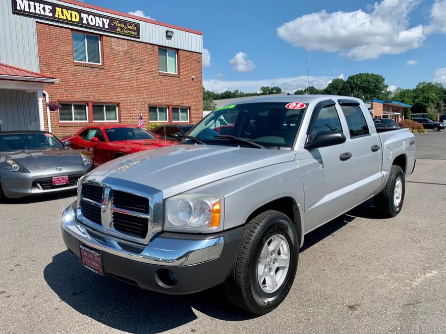 2005 Dodge Dakota 4dr Quad Cab 131" WB 4WD SLT, available for sale in South Windsor, Connecticut | Mike And Tony Auto Sales, Inc. South Windsor, Connecticut