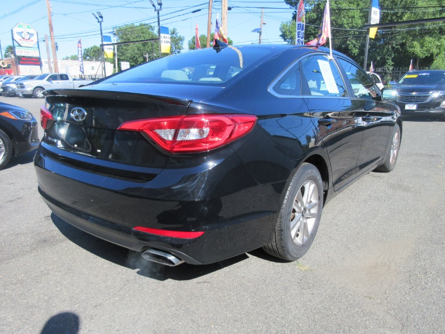2017 Hyundai Sonata SE 2.4L, available for sale in Linden, New Jersey | Route 27 Auto Mall. Linden, New Jersey 2017 Hyundai Sonata SE 2.4L, available for sale in Linden, New Jersey | Route 27 Auto Mall. Linden, New Jersey