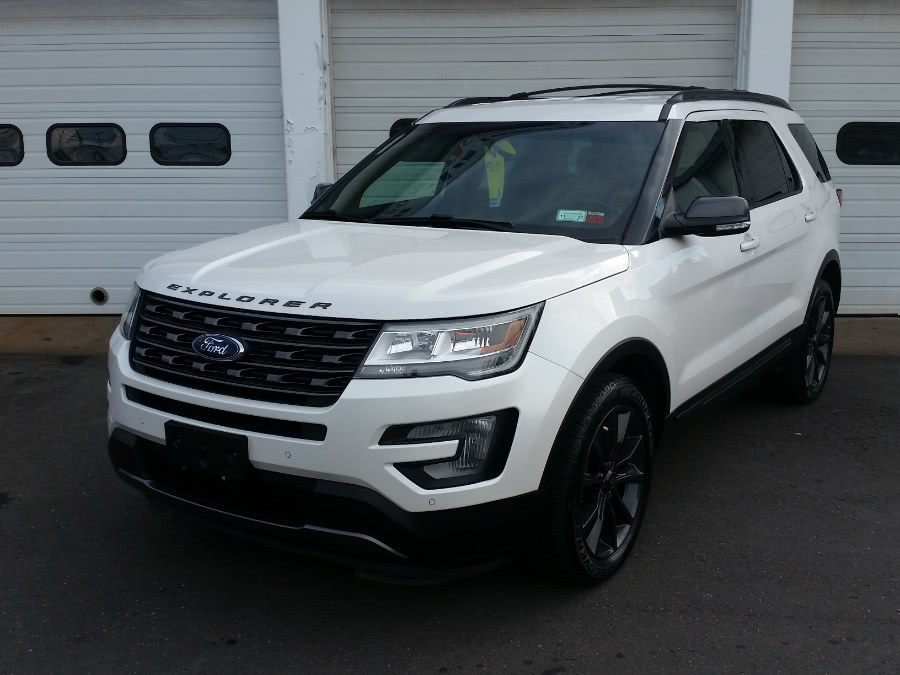 2017 Ford Explorer XLT 4WD w/ Sport Appearance, available for sale in Berlin, Connecticut | Action Automotive. Berlin, Connecticut