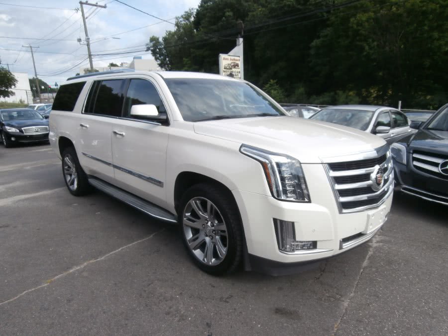 2015 Cadillac Escalade ESV 4WD 4dr Luxury, available for sale in Waterbury, Connecticut | Jim Juliani Motors. Waterbury, Connecticut