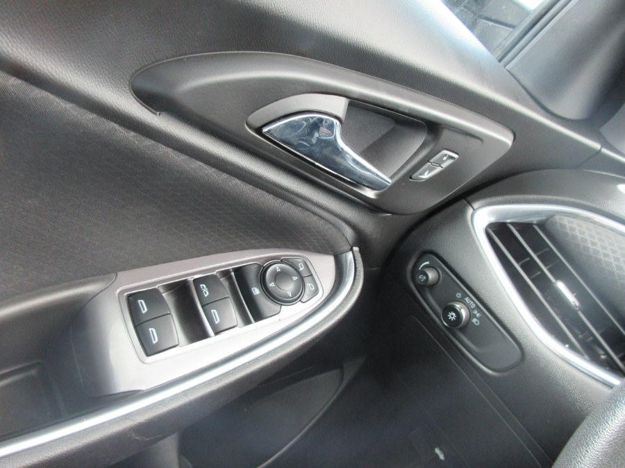 2018 Chevrolet Malibu 4dr Sdn LT w/1LT, available for sale in Linden, New Jersey | Route 27 Auto Mall. Linden, New Jersey 2018 Chevrolet Malibu 4dr Sdn LT w/1LT, available for sale in Linden, New Jersey | Route 27 Auto Mall. Linden, New Jersey