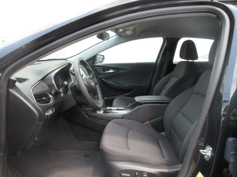 2018 Chevrolet Malibu 4dr Sdn LT w/1LT, available for sale in Linden, New Jersey | Route 27 Auto Mall. Linden, New Jersey 2018 Chevrolet Malibu 4dr Sdn LT w/1LT, available for sale in Linden, New Jersey | Route 27 Auto Mall. Linden, New Jersey