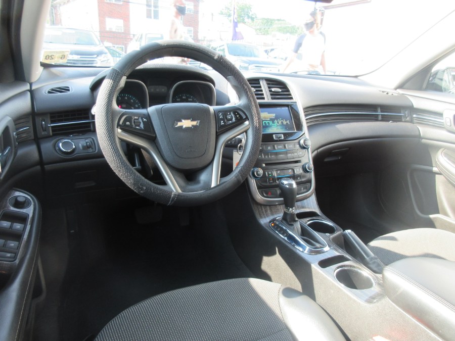 2015 Chevrolet Malibu 4dr Sdn LT w/1LT, available for sale in Linden, New Jersey | Route 27 Auto Mall. Linden, New Jersey 2015 Chevrolet Malibu 4dr Sdn LT w/1LT, available for sale in Linden, New Jersey | Route 27 Auto Mall. Linden, New Jersey
