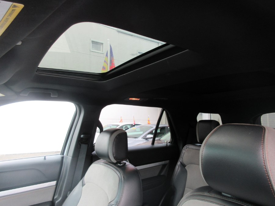 2017 Ford Explorer XLT 4WD, available for sale in Linden, New Jersey | Route 27 Auto Mall. Linden, New Jersey 2017 Ford Explorer XLT 4WD, available for sale in Linden, New Jersey | Route 27 Auto Mall. Linden, New Jersey