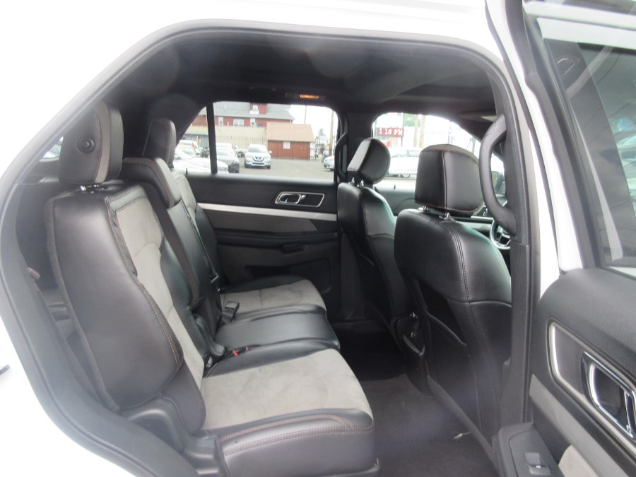 2017 Ford Explorer XLT 4WD, available for sale in Linden, New Jersey | Route 27 Auto Mall. Linden, New Jersey 2017 Ford Explorer XLT 4WD, available for sale in Linden, New Jersey | Route 27 Auto Mall. Linden, New Jersey