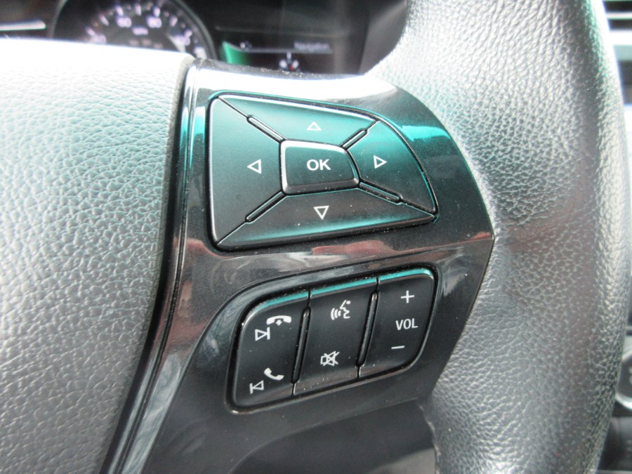2017 Ford Explorer XLT 4WD, available for sale in Linden, New Jersey | Route 27 Auto Mall. Linden, New Jersey 2017 Ford Explorer XLT 4WD, available for sale in Linden, New Jersey | Route 27 Auto Mall. Linden, New Jersey