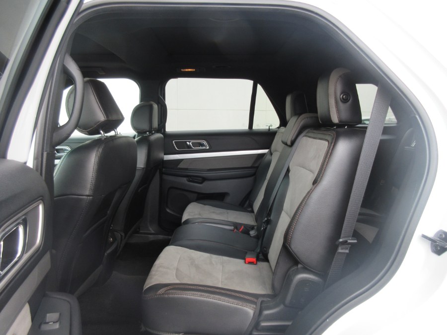 2017 Ford Explorer XLT 4WD, available for sale in Linden, New Jersey | Route 27 Auto Mall. Linden, New Jersey 2017 Ford Explorer XLT 4WD, available for sale in Linden, New Jersey | Route 27 Auto Mall. Linden, New Jersey
