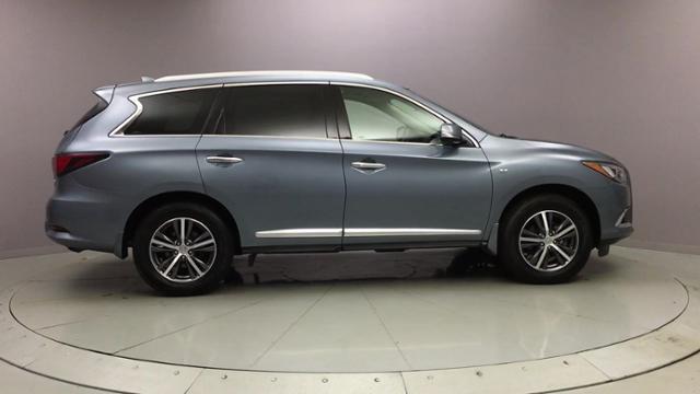 2017 Infiniti Qx60 AWD, available for sale in Naugatuck, Connecticut | J&M Automotive Sls&Svc LLC. Naugatuck, Connecticut 2017 Infiniti Qx60 AWD, available for sale in Naugatuck, Connecticut | J&M Automotive Sls&Svc LLC. Naugatuck, Connecticut