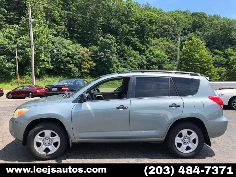 2007 Toyota RAV4 4WD 4dr 4-cyl, available for sale in North Branford, Connecticut | LeeJ's Auto Sales & Service. North Branford, Connecticut