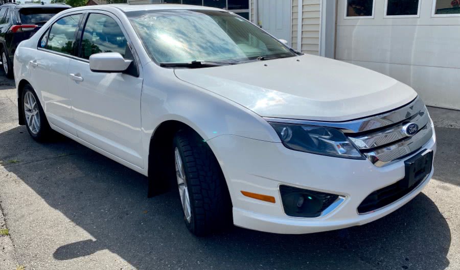2010 Ford Fusion 4dr Sdn SEL FWD, available for sale in Wallingford, Connecticut | Wallingford Auto Center LLC. Wallingford, Connecticut