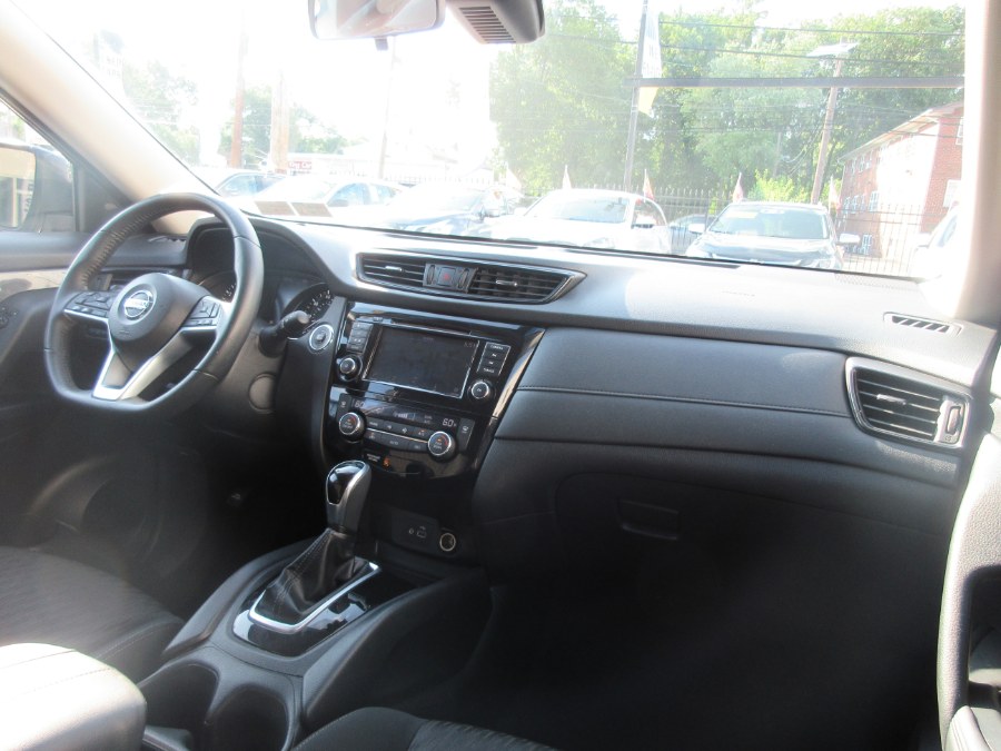 2019 Nissan Rogue FWD SV, available for sale in Linden, New Jersey | Route 27 Auto Mall. Linden, New Jersey 2019 Nissan Rogue FWD SV, available for sale in Linden, New Jersey | Route 27 Auto Mall. Linden, New Jersey