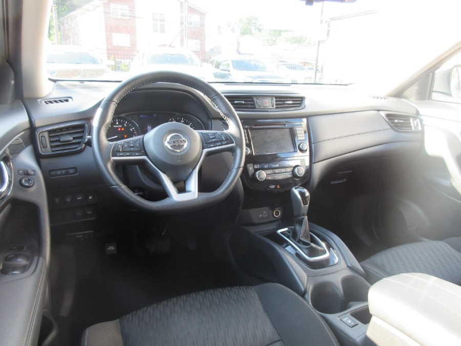 2019 Nissan Rogue FWD SV, available for sale in Linden, New Jersey | Route 27 Auto Mall. Linden, New Jersey 2019 Nissan Rogue FWD SV, available for sale in Linden, New Jersey | Route 27 Auto Mall. Linden, New Jersey