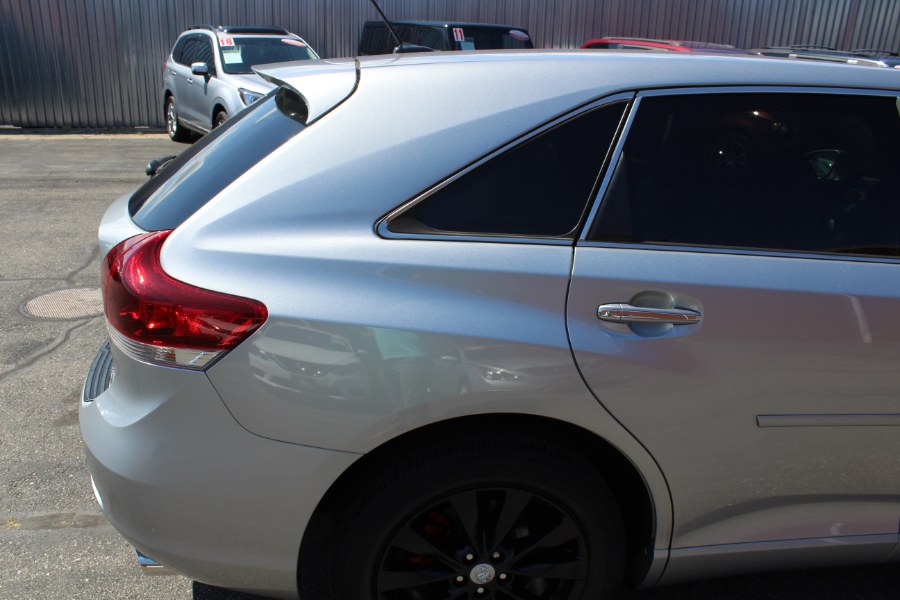2015 Toyota Venza 4dr Wgn I4 FWD XLE (Natl), available for sale in Deer Park, New York | Car Tec Enterprise Leasing & Sales LLC. Deer Park, New York 2015 Toyota Venza 4dr Wgn I4 FWD XLE (Natl), available for sale in Deer Park, New York | Car Tec Enterprise Leasing & Sales LLC. Deer Park, New York