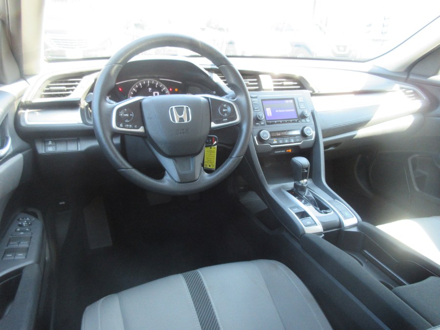 2018 Honda CIVIC SEDAN LX CVT photo