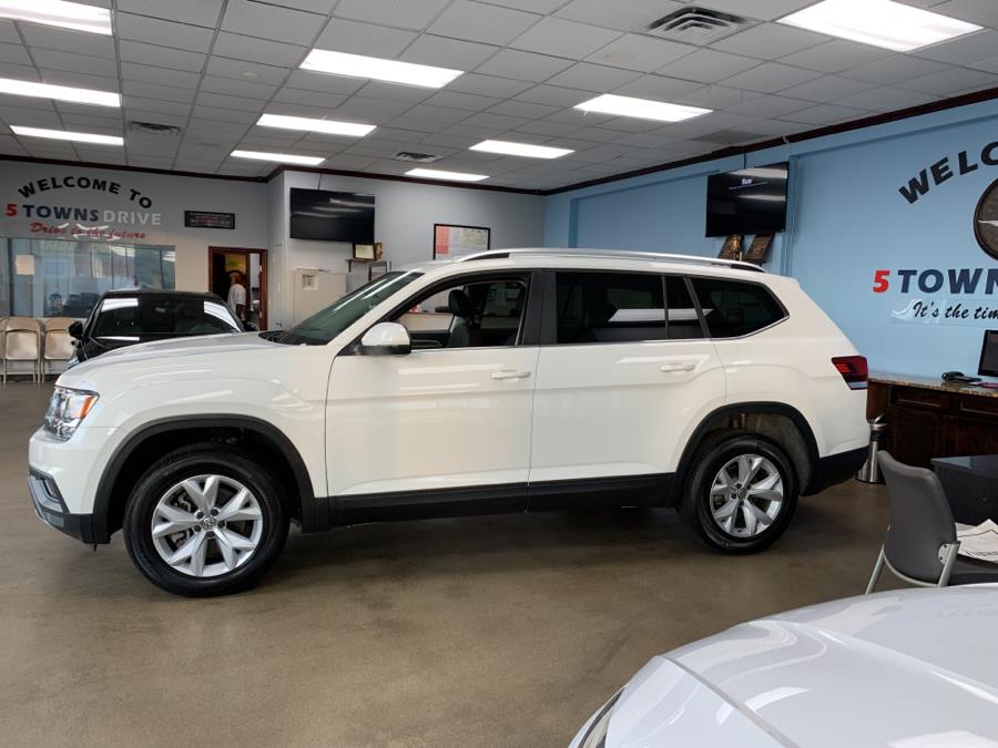 2019 Volkswagen Atlas 3.6L V6 SE w/Technology 4MOTION, available for sale in Inwood, New York | 5 Towns Drive. Inwood, New York 2019 Volkswagen Atlas 3.6L V6 SE w/Technology 4MOTION, available for sale in Inwood, New York | 5 Towns Drive. Inwood, New York