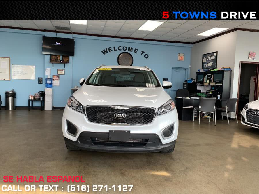 2017 Kia Sorento LX AWD, available for sale in Inwood, New York | 5 Towns Drive. Inwood, New York