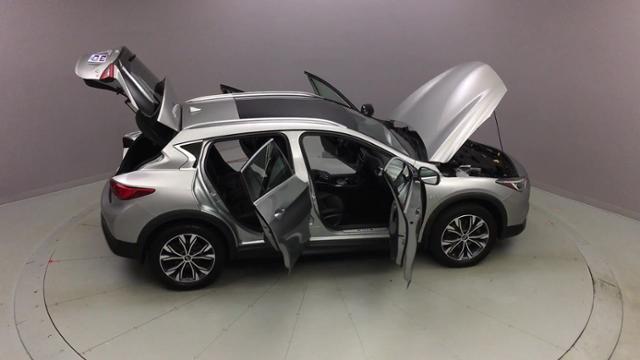 2017 Infiniti Qx30 Premium AWD, available for sale in Naugatuck, Connecticut | J&M Automotive Sls&Svc LLC. Naugatuck, Connecticut 2017 Infiniti Qx30 Premium AWD, available for sale in Naugatuck, Connecticut | J&M Automotive Sls&Svc LLC. Naugatuck, Connecticut