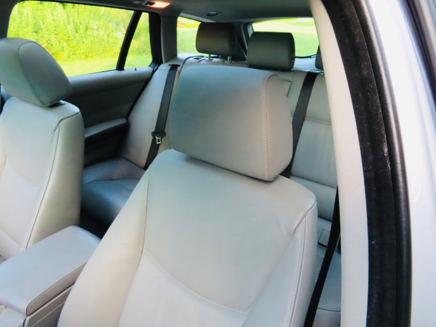 2006 BMW 3 Series 325xi 4dr Sports Wgn AWD, available for sale in North Salem, New York | Meccanic Shop North Inc. North Salem, New York 2006 BMW 3 Series 325xi 4dr Sports Wgn AWD, available for sale in North Salem, New York | Meccanic Shop North Inc. North Salem, New York