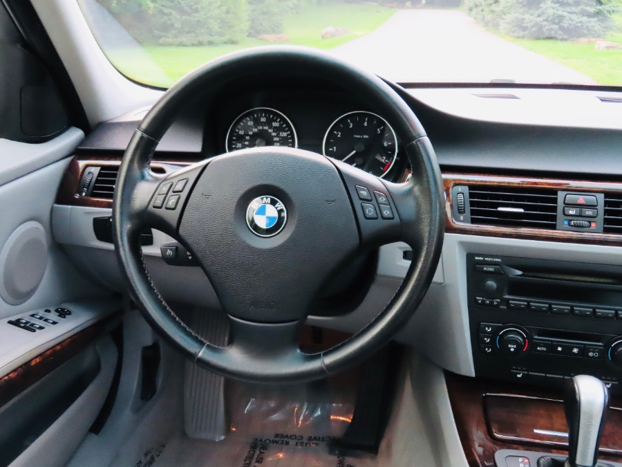 2006 BMW 3 Series 325xi 4dr Sports Wgn AWD, available for sale in North Salem, New York | Meccanic Shop North Inc. North Salem, New York 2006 BMW 3 Series 325xi 4dr Sports Wgn AWD, available for sale in North Salem, New York | Meccanic Shop North Inc. North Salem, New York