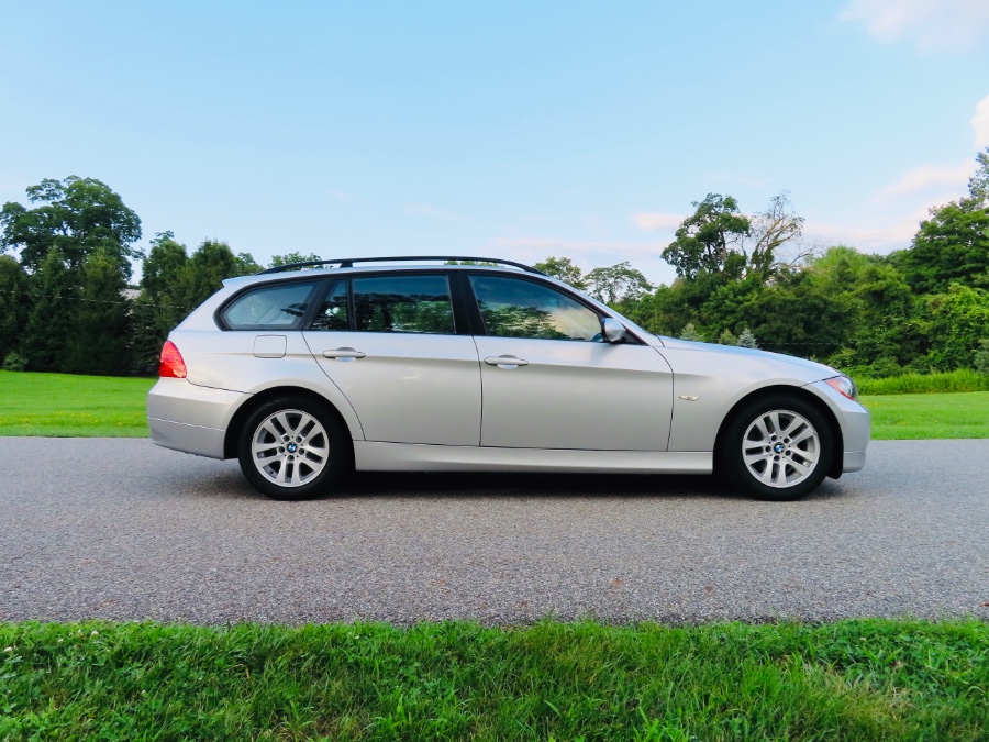 2006 BMW 3 Series 325xi 4dr Sports Wgn AWD, available for sale in North Salem, New York | Meccanic Shop North Inc. North Salem, New York 2006 BMW 3 Series 325xi 4dr Sports Wgn AWD, available for sale in North Salem, New York | Meccanic Shop North Inc. North Salem, New York