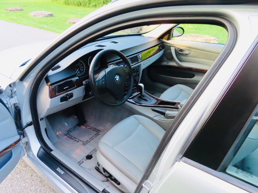 2006 BMW 3 Series 325xi 4dr Sports Wgn AWD, available for sale in North Salem, New York | Meccanic Shop North Inc. North Salem, New York 2006 BMW 3 Series 325xi 4dr Sports Wgn AWD, available for sale in North Salem, New York | Meccanic Shop North Inc. North Salem, New York