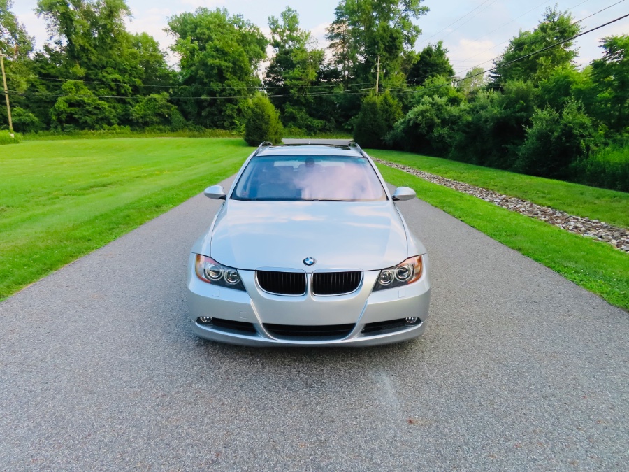 2006 BMW 3 Series 325xi 4dr Sports Wgn AWD, available for sale in North Salem, New York | Meccanic Shop North Inc. North Salem, New York 2006 BMW 3 Series 325xi 4dr Sports Wgn AWD, available for sale in North Salem, New York | Meccanic Shop North Inc. North Salem, New York