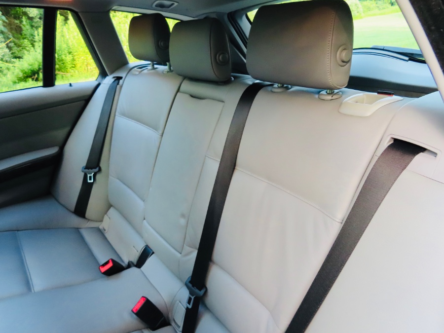 2006 BMW 3 Series 325xi 4dr Sports Wgn AWD, available for sale in North Salem, New York | Meccanic Shop North Inc. North Salem, New York 2006 BMW 3 Series 325xi 4dr Sports Wgn AWD, available for sale in North Salem, New York | Meccanic Shop North Inc. North Salem, New York