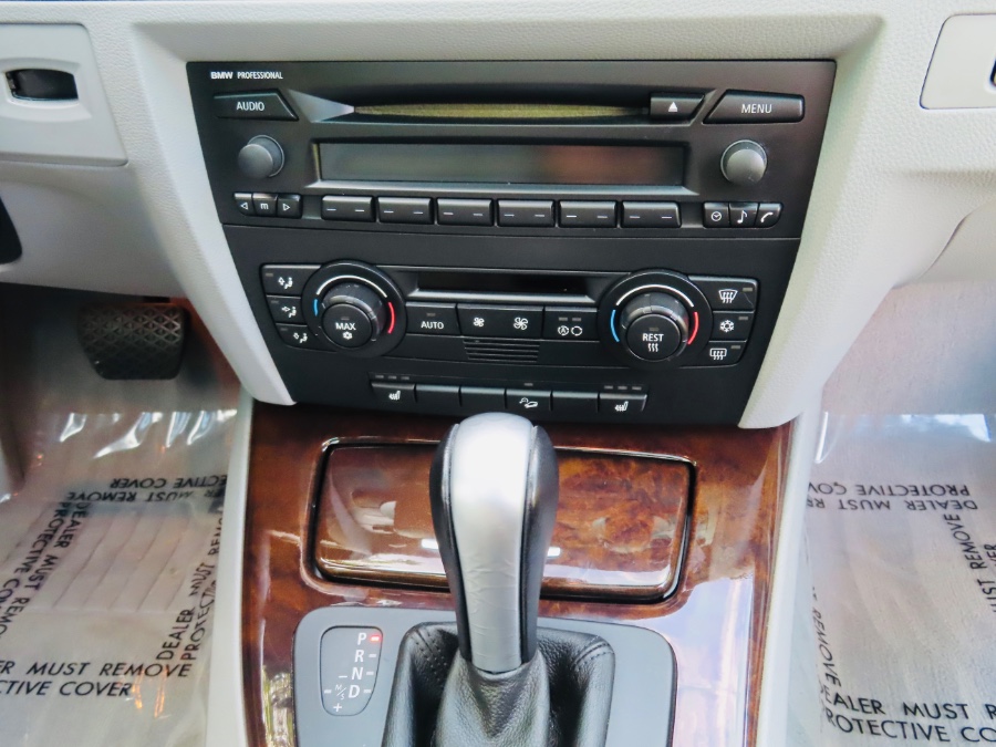 2006 BMW 3 Series 325xi 4dr Sports Wgn AWD, available for sale in North Salem, New York | Meccanic Shop North Inc. North Salem, New York 2006 BMW 3 Series 325xi 4dr Sports Wgn AWD, available for sale in North Salem, New York | Meccanic Shop North Inc. North Salem, New York