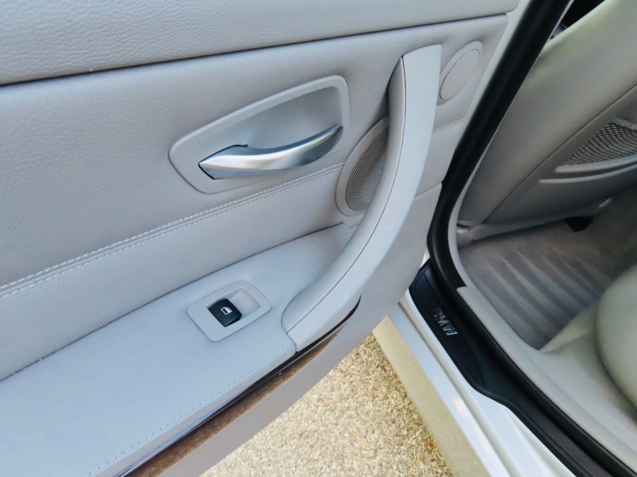 2006 BMW 3 Series 325xi 4dr Sports Wgn AWD, available for sale in North Salem, New York | Meccanic Shop North Inc. North Salem, New York 2006 BMW 3 Series 325xi 4dr Sports Wgn AWD, available for sale in North Salem, New York | Meccanic Shop North Inc. North Salem, New York