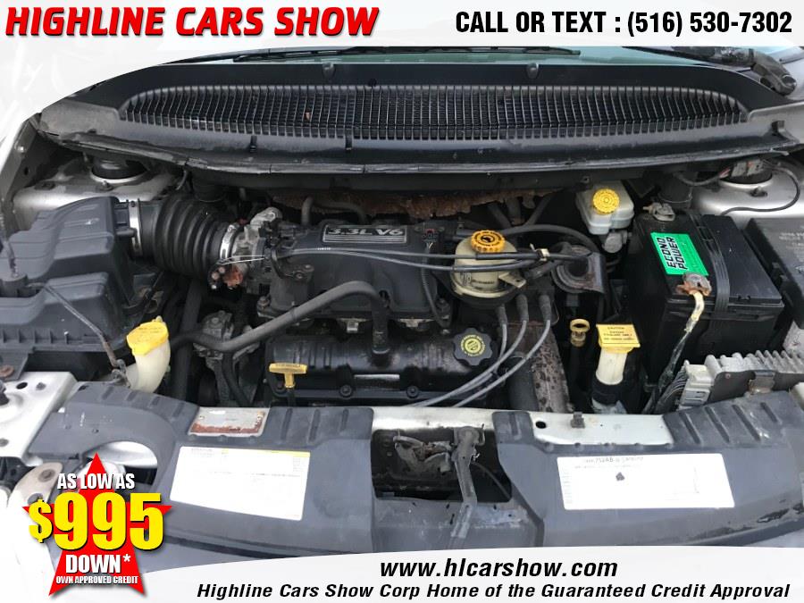 Used Chrysler Town & Country 4dr FWD 2003 | Highline Cars Show Corp. West Hempstead, New York Used Chrysler Town & Country 4dr FWD 2003 | Highline Cars Show Corp. West Hempstead, New York