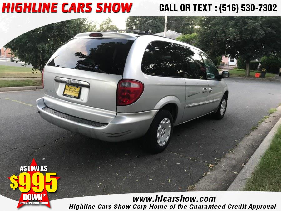 Used Chrysler Town & Country 4dr FWD 2003 | Highline Cars Show Corp. West Hempstead, New York Used Chrysler Town & Country 4dr FWD 2003 | Highline Cars Show Corp. West Hempstead, New York