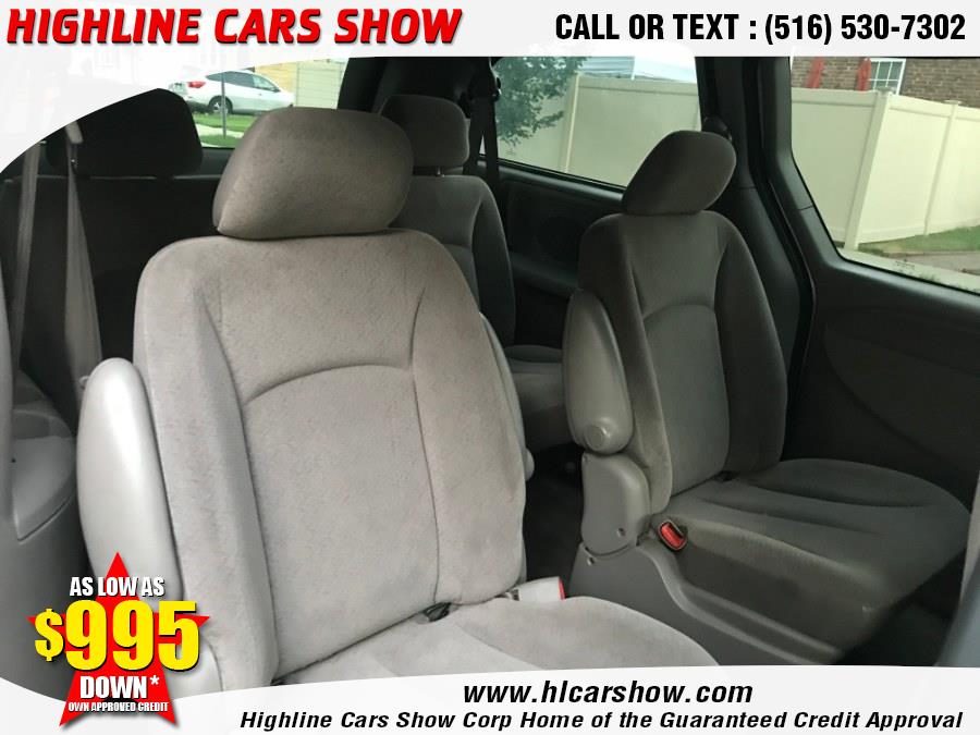Used Chrysler Town & Country 4dr FWD 2003 | Highline Cars Show Corp. West Hempstead, New York Used Chrysler Town & Country 4dr FWD 2003 | Highline Cars Show Corp. West Hempstead, New York