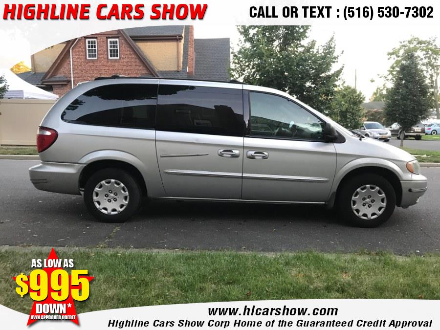 Used Chrysler Town & Country 4dr FWD 2003 | Highline Cars Show Corp. West Hempstead, New York Used Chrysler Town & Country 4dr FWD 2003 | Highline Cars Show Corp. West Hempstead, New York