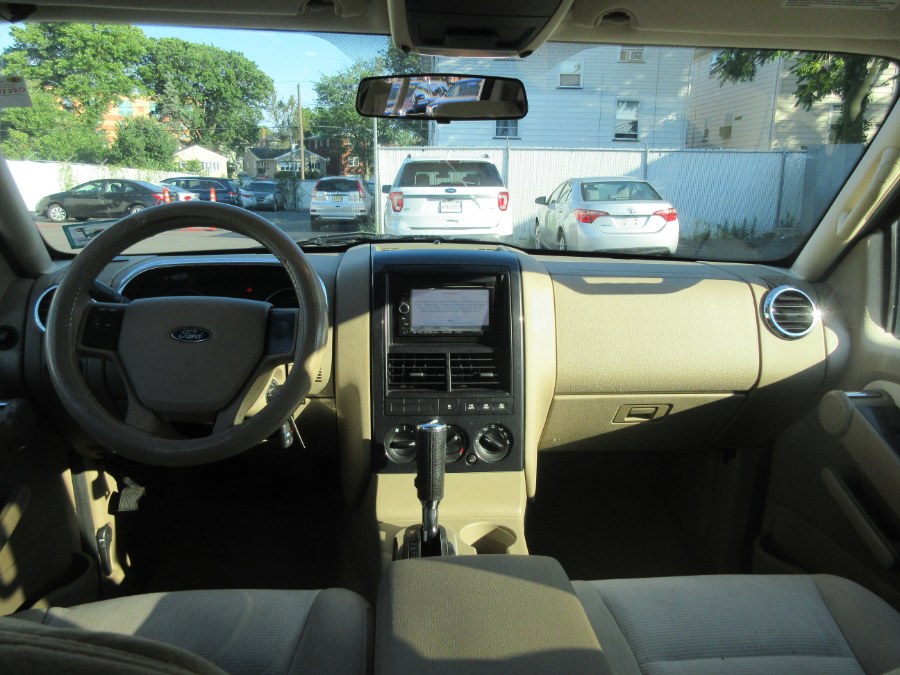 2007 Ford Explorer 4WD 4dr V6 XLT, available for sale in Linden, New Jersey | Route 27 Auto Mall. Linden, New Jersey 2007 Ford Explorer 4WD 4dr V6 XLT, available for sale in Linden, New Jersey | Route 27 Auto Mall. Linden, New Jersey