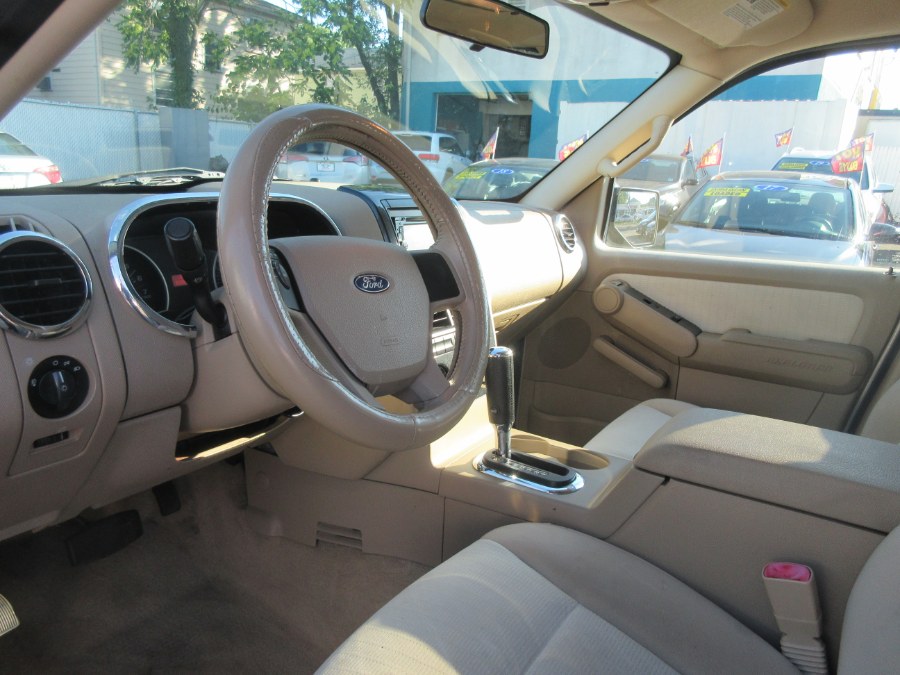 2007 Ford Explorer 4WD 4dr V6 XLT, available for sale in Linden, New Jersey | Route 27 Auto Mall. Linden, New Jersey 2007 Ford Explorer 4WD 4dr V6 XLT, available for sale in Linden, New Jersey | Route 27 Auto Mall. Linden, New Jersey