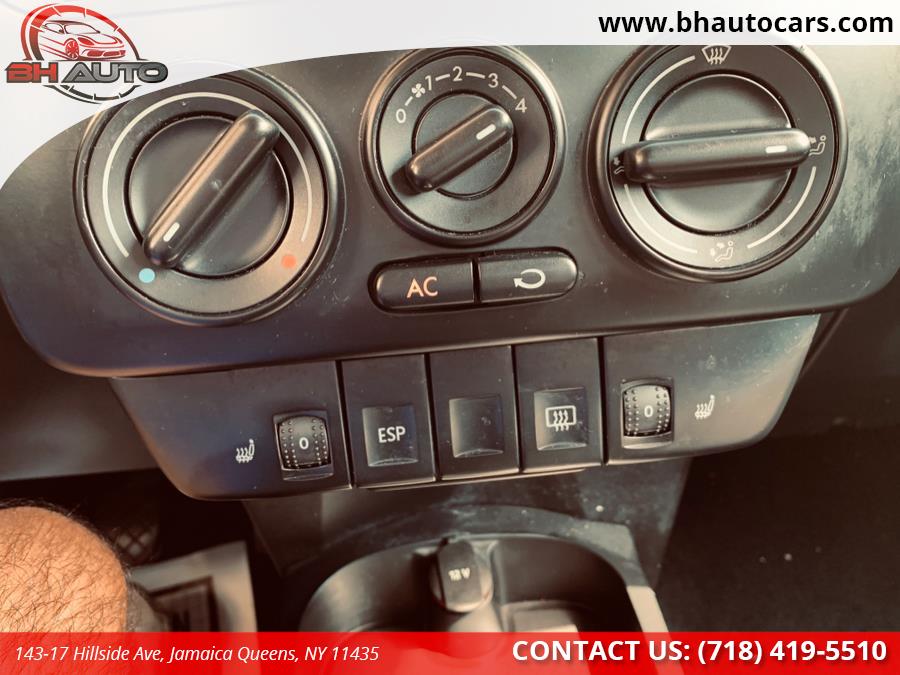 2009 Volkswagen New Beetle Coupe 2dr Man S, available for sale in Jamaica Queens, New York | BH Auto. Jamaica Queens, New York 2009 Volkswagen New Beetle Coupe 2dr Man S, available for sale in Jamaica Queens, New York | BH Auto. Jamaica Queens, New York