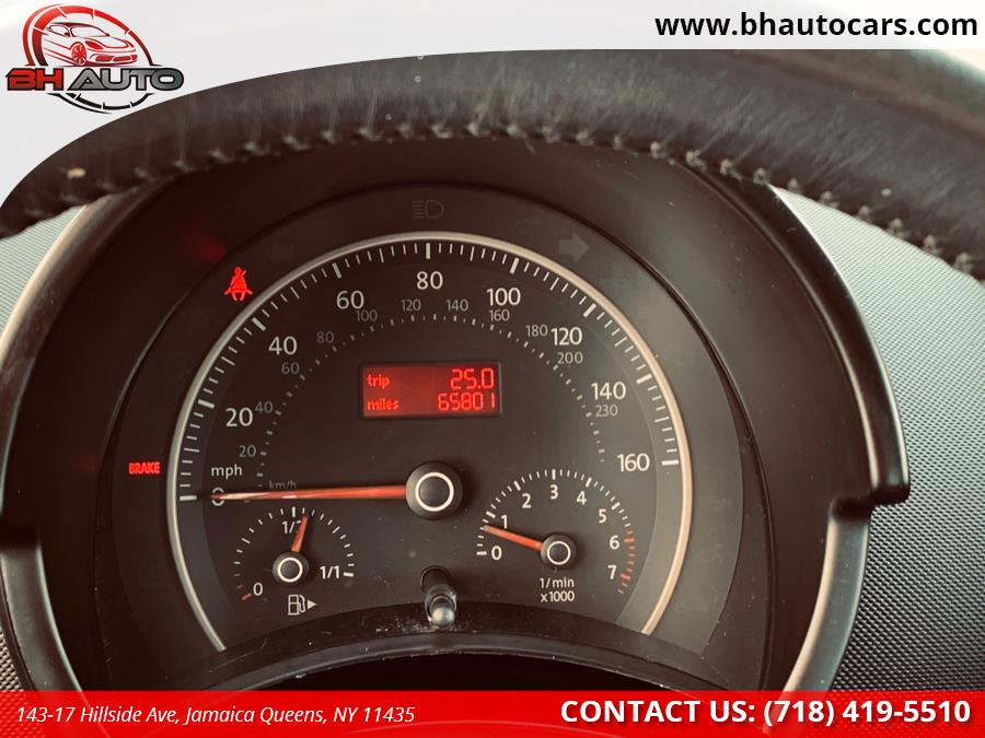 2009 Volkswagen New Beetle Coupe 2dr Man S, available for sale in Jamaica Queens, New York | BH Auto. Jamaica Queens, New York 2009 Volkswagen New Beetle Coupe 2dr Man S, available for sale in Jamaica Queens, New York | BH Auto. Jamaica Queens, New York