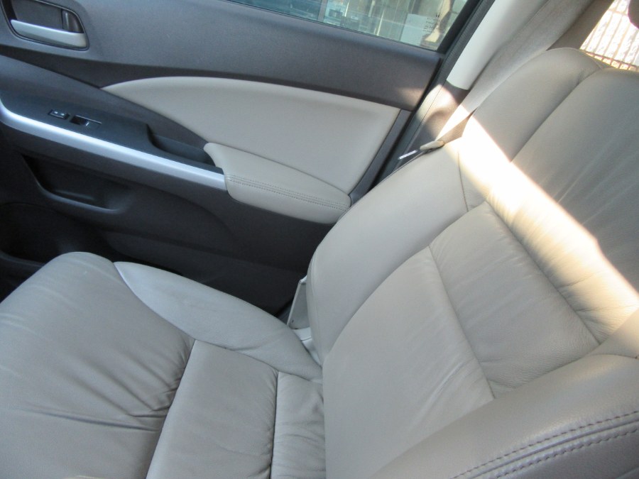 2014 Honda CR-V AWD 5dr EX-L w/Navi, available for sale in Little Ferry, New Jersey | Royalty Auto Sales. Little Ferry, New Jersey 2014 Honda CR-V AWD 5dr EX-L w/Navi, available for sale in Little Ferry, New Jersey | Royalty Auto Sales. Little Ferry, New Jersey