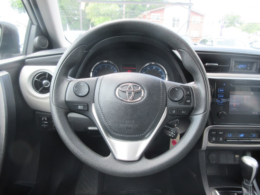 2019 Toyota Corolla LE CVT (Natl) photo