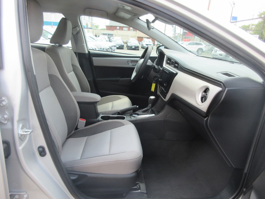 2019 Toyota Corolla LE CVT (Natl) photo
