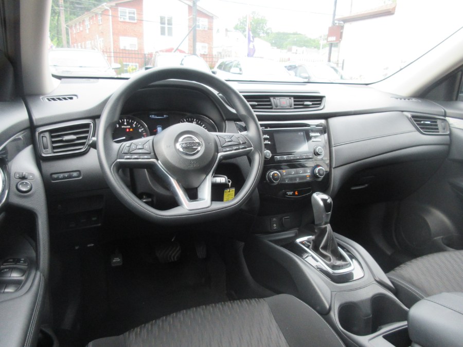 2017 Nissan Rogue AWD S, available for sale in Linden, New Jersey | Route 27 Auto Mall. Linden, New Jersey 2017 Nissan Rogue AWD S, available for sale in Linden, New Jersey | Route 27 Auto Mall. Linden, New Jersey