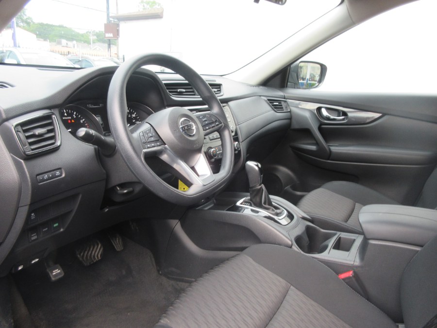 2017 Nissan Rogue AWD S, available for sale in Linden, New Jersey | Route 27 Auto Mall. Linden, New Jersey 2017 Nissan Rogue AWD S, available for sale in Linden, New Jersey | Route 27 Auto Mall. Linden, New Jersey