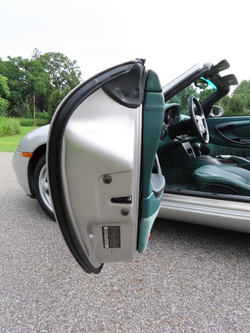 1998 Porsche Boxster 2dr Roadster w/Tiptronic, available for sale in North Salem, New York | Meccanic Shop North Inc. North Salem, New York 1998 Porsche Boxster 2dr Roadster w/Tiptronic, available for sale in North Salem, New York | Meccanic Shop North Inc. North Salem, New York