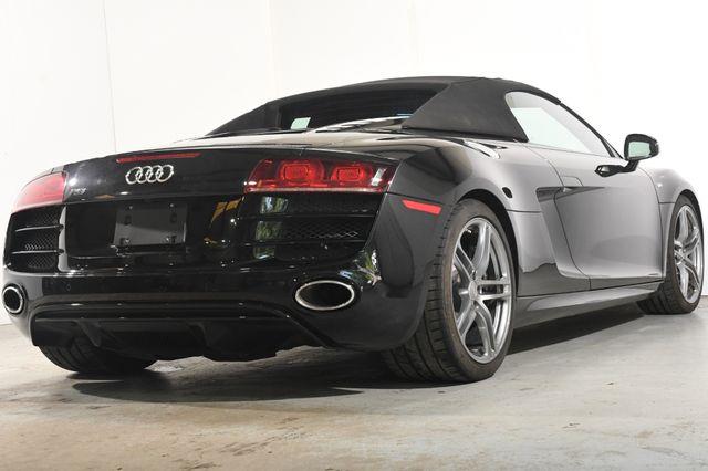 2011 Audi R8 5.2 quattro Spyder photo