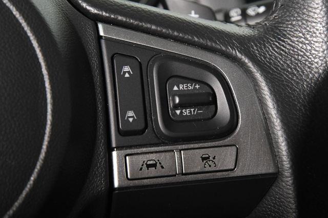 2017 Subaru Outback Limited w/ Eyesight photo