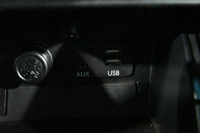 2017 Subaru Outback Limited w/ Eyesight photo
