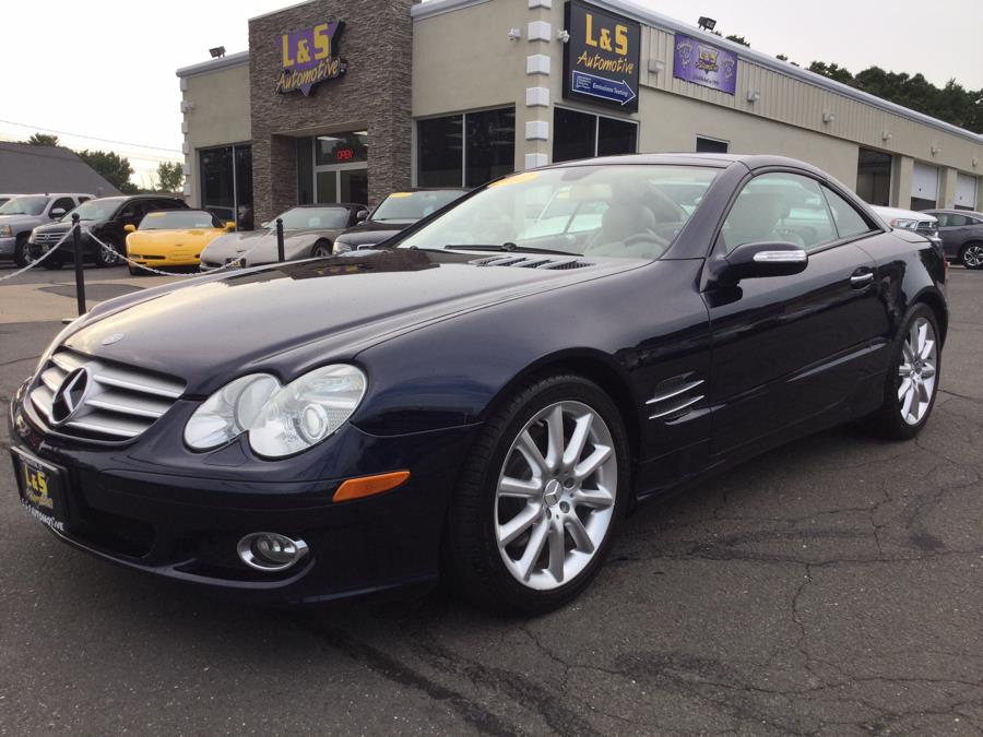 2007 Mercedes-Benz SL-Class 2dr Roadster 5.5L V8, available for sale in Plantsville, Connecticut | L&S Automotive LLC. Plantsville, Connecticut 2007 Mercedes-Benz SL-Class 2dr Roadster 5.5L V8, available for sale in Plantsville, Connecticut | L&S Automotive LLC. Plantsville, Connecticut