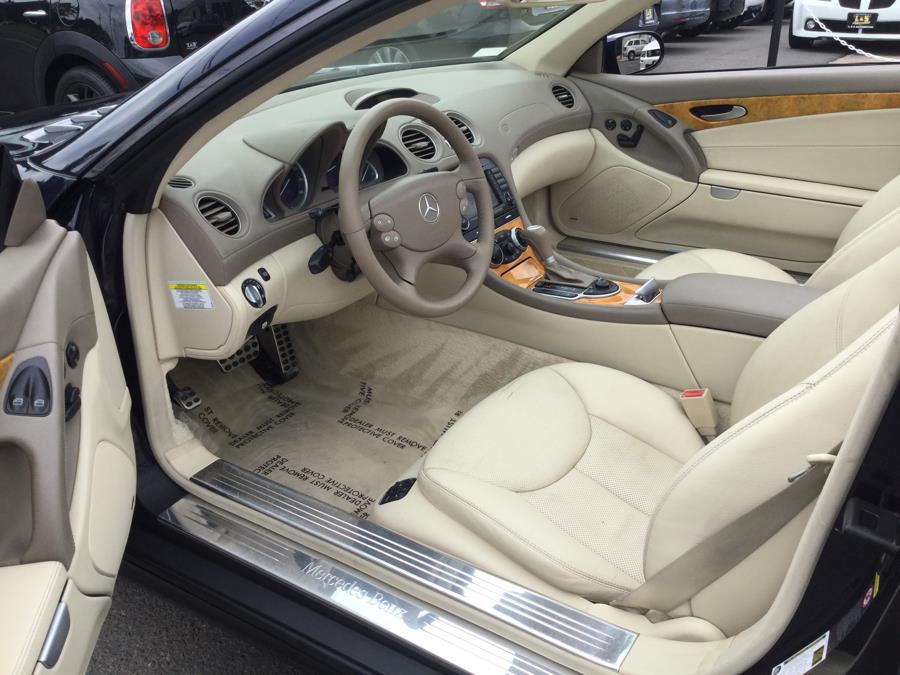 2007 Mercedes-Benz SL-Class 2dr Roadster 5.5L V8, available for sale in Plantsville, Connecticut | L&S Automotive LLC. Plantsville, Connecticut 2007 Mercedes-Benz SL-Class 2dr Roadster 5.5L V8, available for sale in Plantsville, Connecticut | L&S Automotive LLC. Plantsville, Connecticut