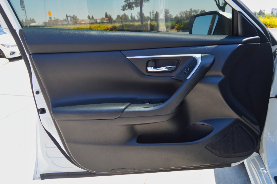 2017 Nissan Altima 2.5 S Sedan, available for sale in Moreno Valley, California | Fusion Motors Inc. Moreno Valley, California 2017 Nissan Altima 2.5 S Sedan, available for sale in Moreno Valley, California | Fusion Motors Inc. Moreno Valley, California